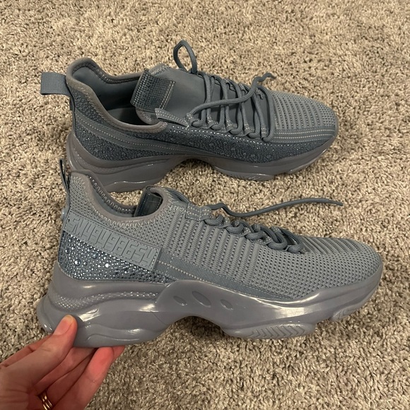 Steve Madden Maxima Baby Blue Sneakers - Picture 2 of 8